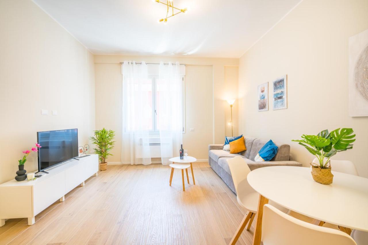 Puccini Apt - Centro città - Wifi - AC Cagliari Extérieur photo